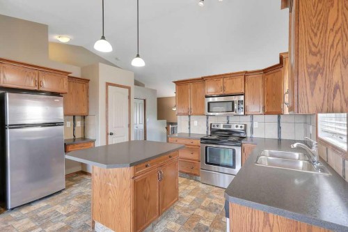 12 Kensington Close, Red Deer, AB - Indoor Photo Showing Kitchen With Double Sink