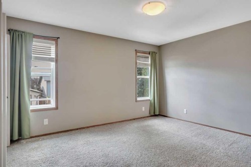 12 Kensington Close, Red Deer, AB - Indoor Photo Showing Other Room