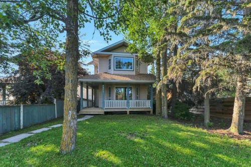 4011 Lakeshore Drive  Sylvan Lake, AB T4S 1B9