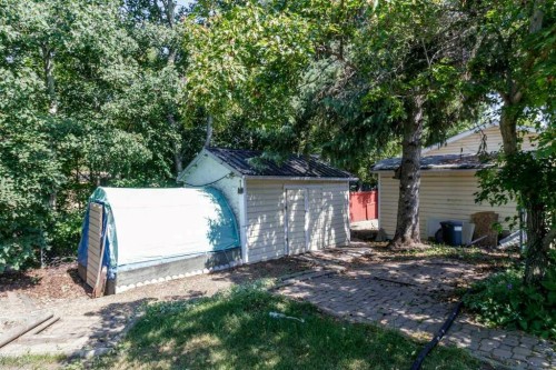 4732 48 Street, Sylvan Lake, AB - Outdoor