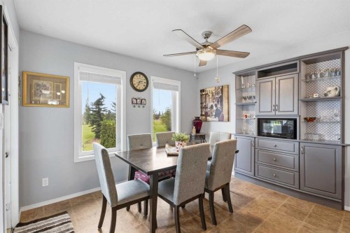 83 Irving Crescent, Red Deer, AB - Indoor Photo Showing Dining Room