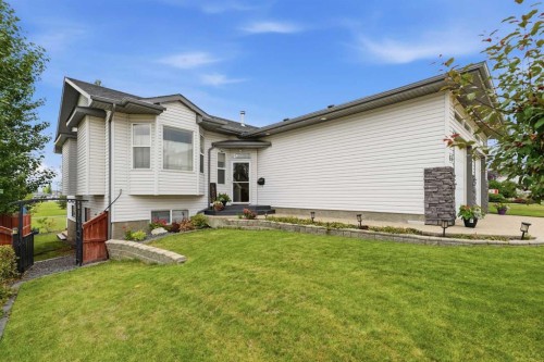 83 Irving Crescent, Red Deer, AB - Outdoor