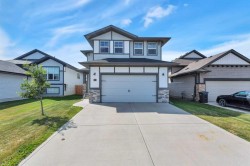 22 Bardwell Way Sylvan Lake, AB T4S 0M8