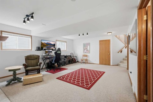 24 Kelly, Red Deer, AB - Indoor Photo Showing Other Room