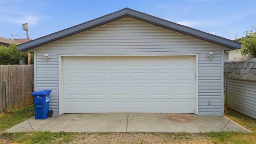 24 Kelly, Red Deer, AB - Outdoor With Exterior