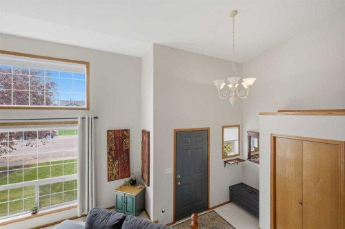 24 Kelly, Red Deer, AB - Indoor