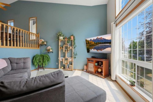 24 Kelly, Red Deer, AB - Indoor