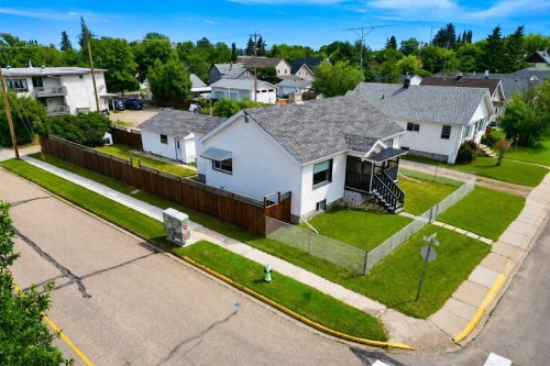 5040 46th Street  Innisfail, AB T4G 1L6