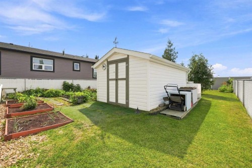 73-15 Mackenzie Ranch Way, Lacombe, AB 