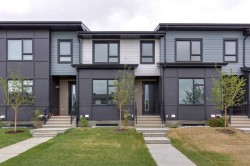 225 Vantage Drive Cochrane, AB T4C 3G5