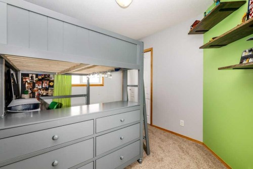 172 Duckering Close, Red Deer, AB - Indoor Photo Showing Other Room