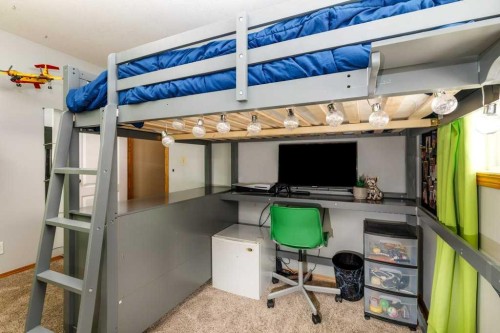 172 Duckering Close, Red Deer, AB - Indoor Photo Showing Office