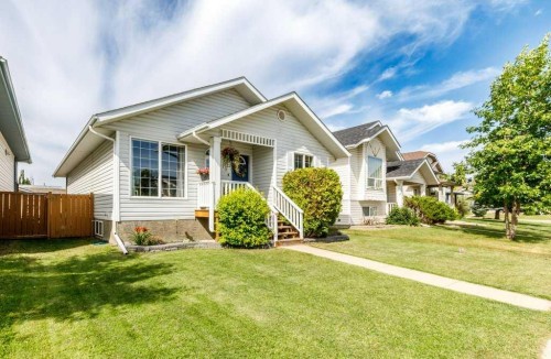 172 Duckering Close, Red Deer, AB - Outdoor With Facade