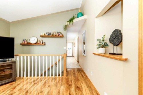 172 Duckering Close, Red Deer, AB - Indoor Photo Showing Other Room