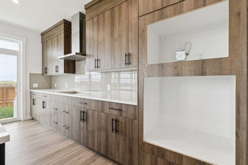 412 Bridgeport Glen, Chestermere, AB - Indoor Photo Showing Kitchen