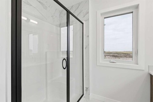 412 Bridgeport Glen, Chestermere, AB - Indoor Photo Showing Bathroom