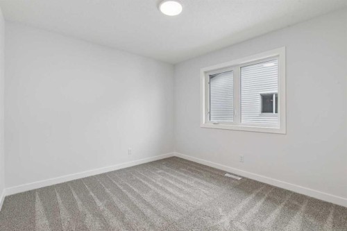 412 Bridgeport Glen, Chestermere, AB - Indoor Photo Showing Other Room