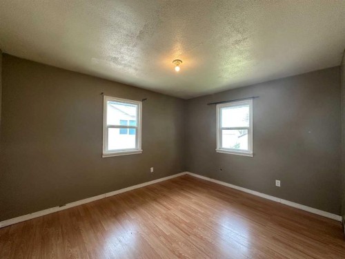 5010 44 Avenue, Ponoka, AB - Indoor Photo Showing Other Room