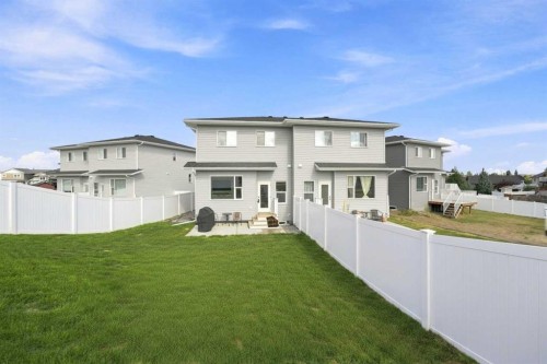 41 Pinnacle Close, Blackfalds, AB - Outdoor