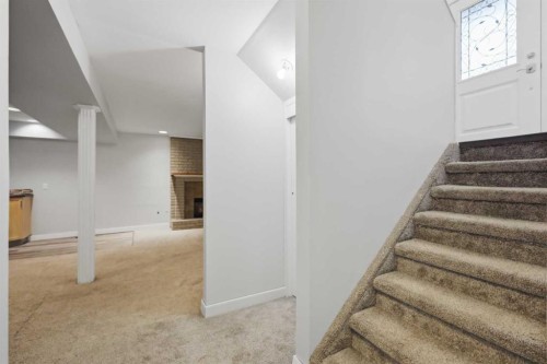 5910 57 Ave, Ponoka, AB - Indoor Photo Showing Other Room