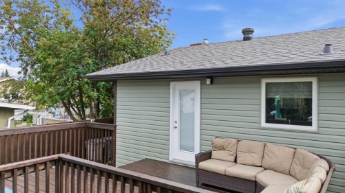 5910 57 Ave, Ponoka, AB - Outdoor With Deck Patio Veranda With Exterior