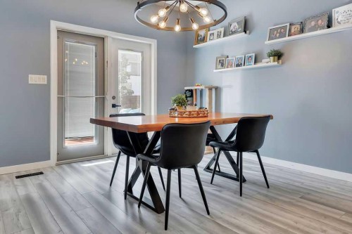 9 Valley Crescent, Blackfalds, AB - Indoor Photo Showing Dining Room