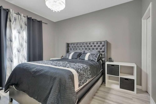 9 Valley Crescent, Blackfalds, AB - Indoor Photo Showing Bedroom