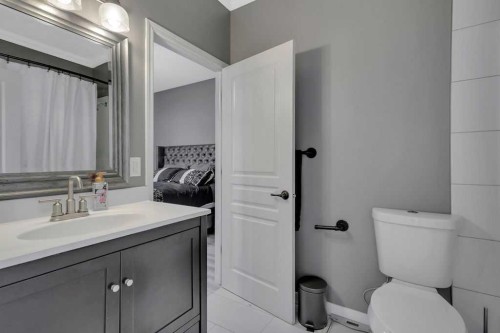 9 Valley Crescent, Blackfalds, AB - Indoor Photo Showing Bathroom