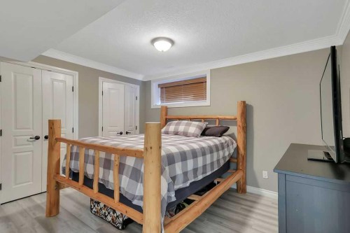 9 Valley Crescent, Blackfalds, AB - Indoor Photo Showing Bedroom