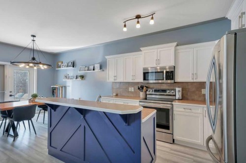 9 Valley Crescent, Blackfalds, AB - Indoor Photo Showing Kitchen With Stainless Steel Kitchen