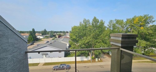 406-4425 Heritage Way, Lacombe, AB - Outdoor With Balcony