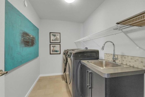 25 Lazaro Close, Red Deer, AB - Indoor Photo Showing Laundry Room