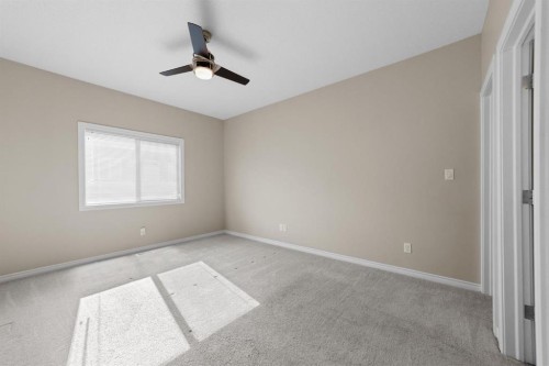 12-5021 34 Avenue, Camrose, AB - Indoor Photo Showing Other Room