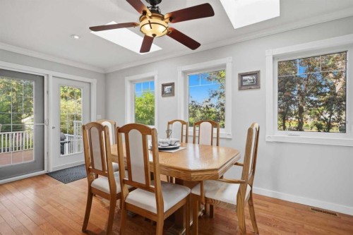 31 Willow Crescent, Lacombe, AB - Indoor Photo Showing Dining Room