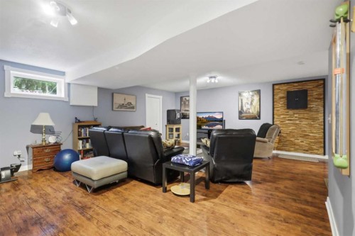 31 Willow Crescent, Lacombe, AB - Indoor