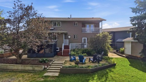 31 Willow Crescent, Lacombe, AB - Outdoor With Balcony