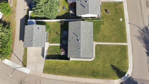 26 Otterbury Avenue, Red Deer, AB - Outdoor