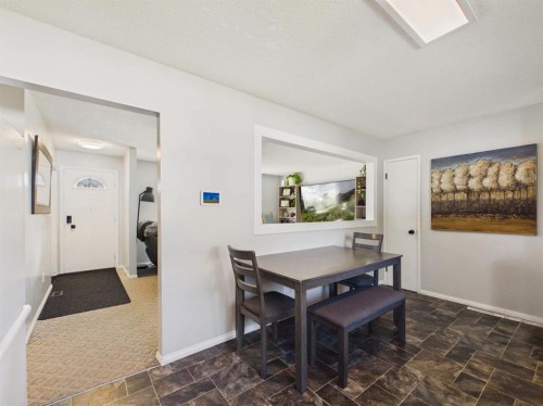 26 Otterbury Avenue, Red Deer, AB - Indoor Photo Showing Dining Room