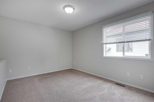 42 Westglen Boulevard, Blackfalds, AB - Indoor Photo Showing Other Room