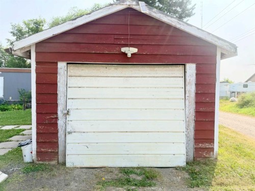 5039 51 Avenue, Caroline, AB - Outdoor With Exterior