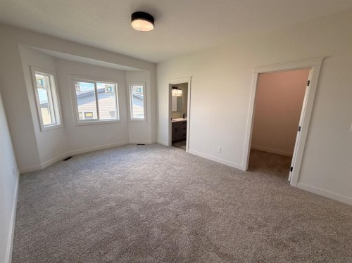 114 Alberta Street, Kingman, AB - Indoor Photo Showing Other Room
