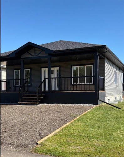 114 Alberta Street, Kingman, AB - Outdoor With Deck Patio Veranda