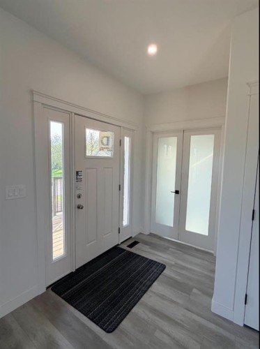 114 Alberta Street, Kingman, AB - Indoor Photo Showing Other Room