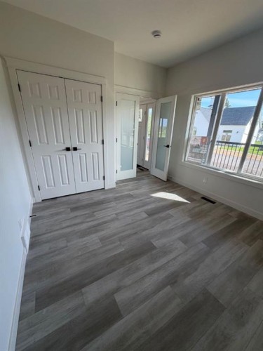 114 Alberta Street, Kingman, AB - Indoor