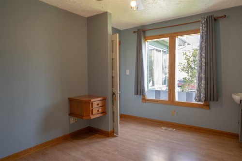 5307 50Th Ave, Lacombe, AB - Indoor Photo Showing Other Room