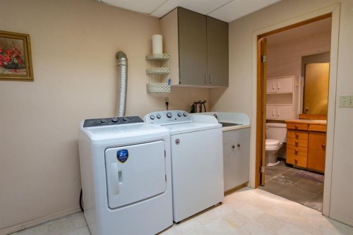 5307 50Th Ave, Lacombe, AB - Indoor Photo Showing Laundry Room