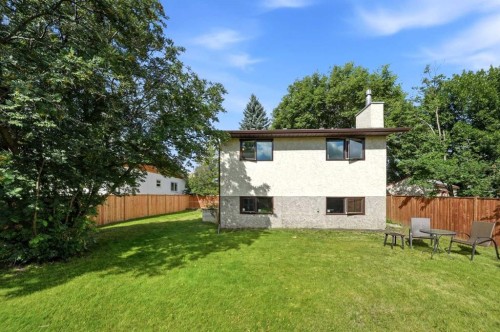 13 Spruce Drive, Lacombe, AB - Outdoor
