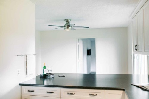 3219 Olson Street, Donalda, AB - Indoor