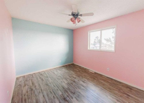 3219 Olson Street, Donalda, AB - Indoor Photo Showing Other Room