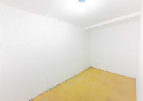 3219 Olson Street, Donalda, AB - Indoor Photo Showing Other Room